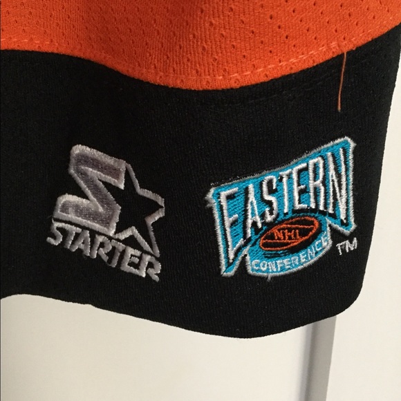 Philadelphia Flyers hockey jersey. Vintage - Picture 5 of 5